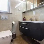 Flores Luxury 아파트 *