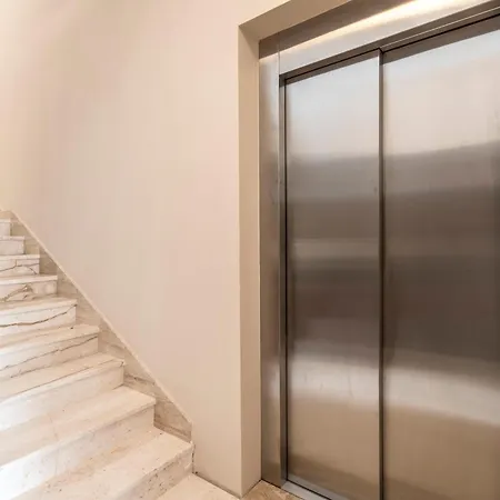 Apartman Flores Luxury Suites *