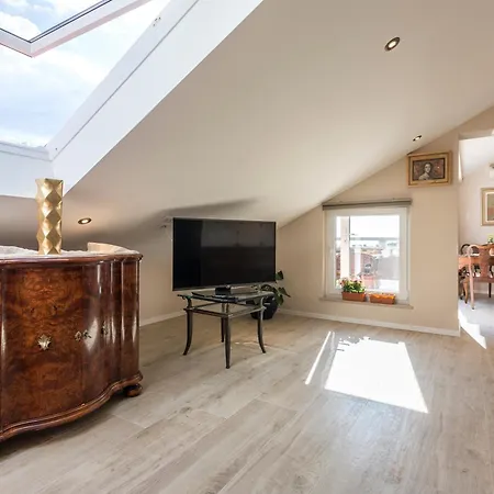 Apartman Flores Luxury Suites Rogoznica (Sibenik-Knin)