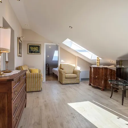 Flores Luxury Apartman *