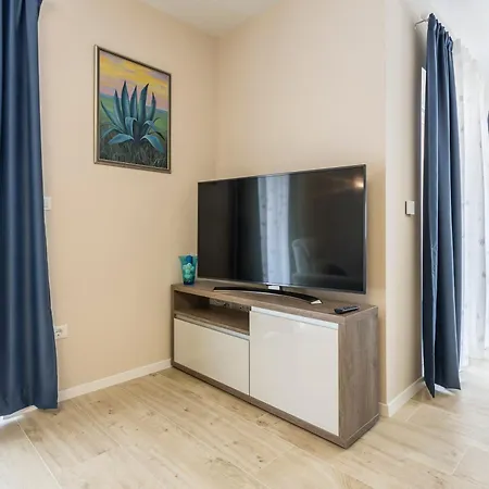 Apartman Flores Luxury Rogoznica