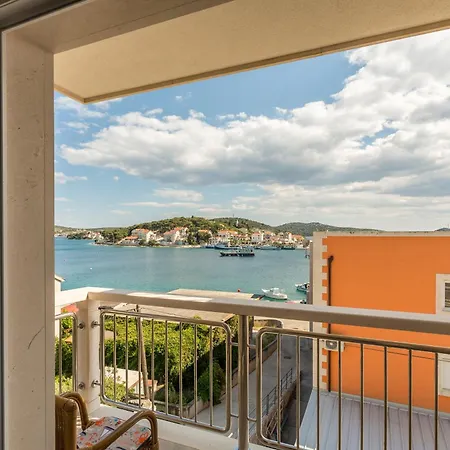 Apartman Flores Luxury Suites *