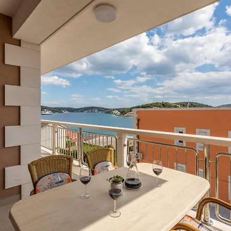 Apartman Flores Luxury Suites