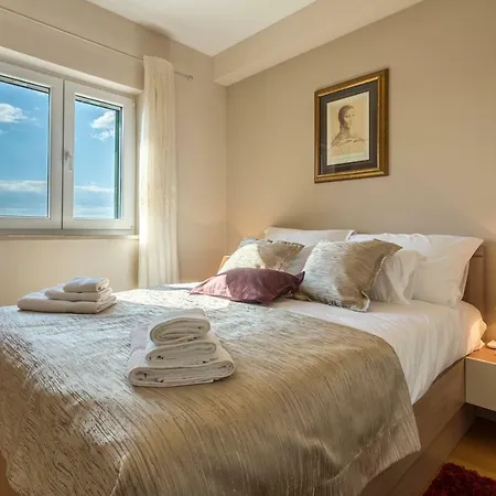 公寓 Flores Luxury Suites