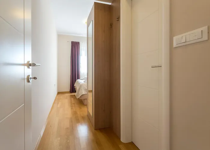 Flores Luxury Suites