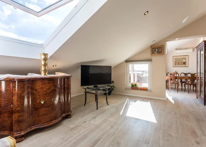 Apartment Flores Luxury Rogoznica (Sibenik-Knin)