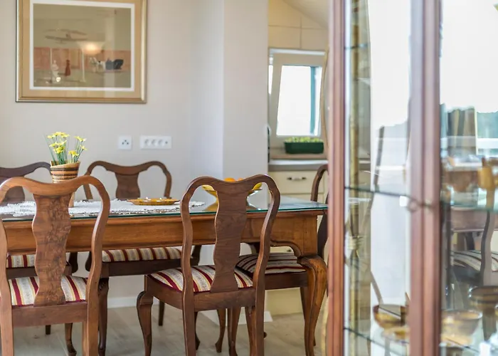 Flores Luxury Suites