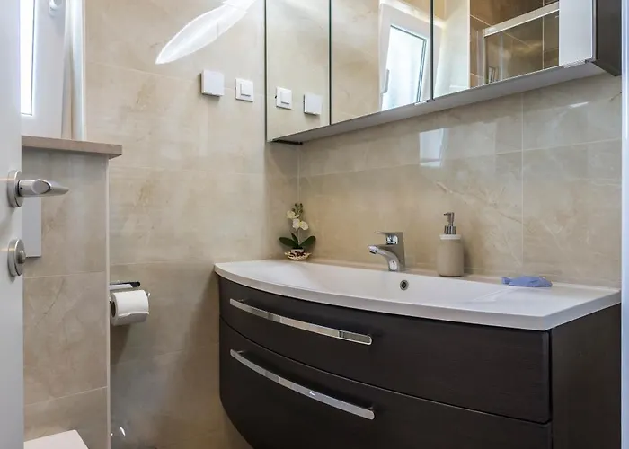 Apartamento Flores Luxury Suites *