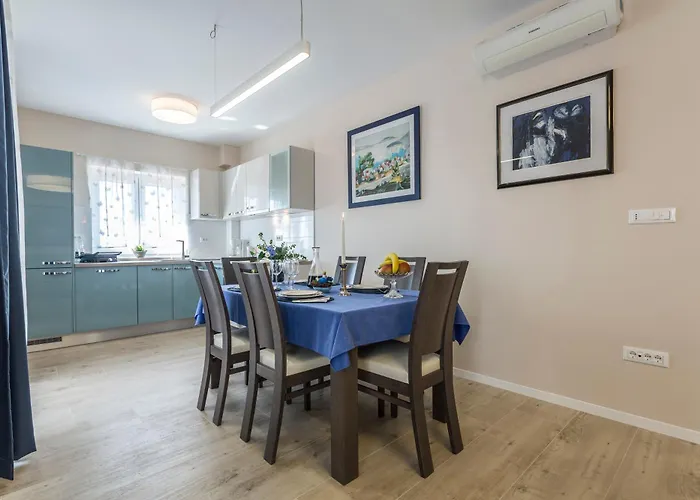 Apartamento Flores Luxury Suites *