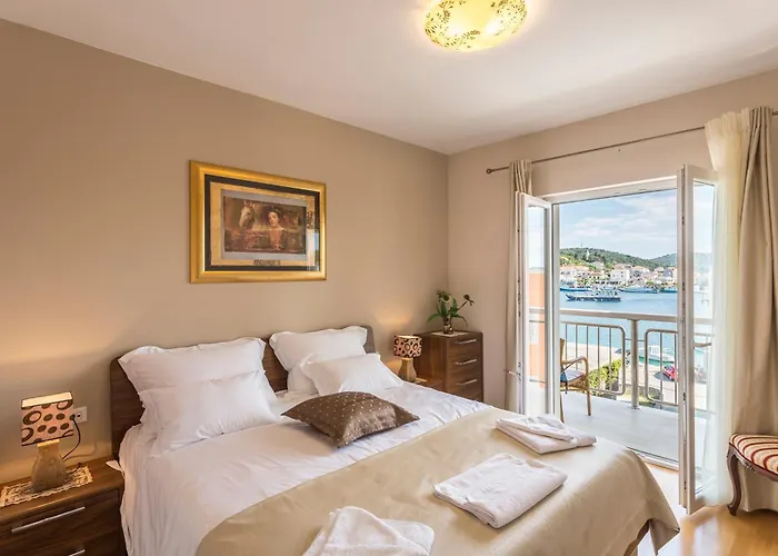 Apartment Flores Luxury