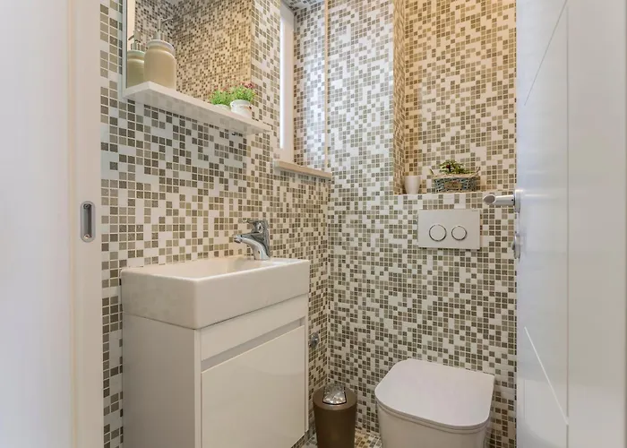 Flores Luxury Suites Apartamento *