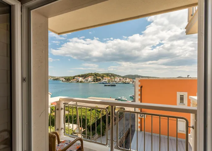 Daire Flores Luxury Suites *