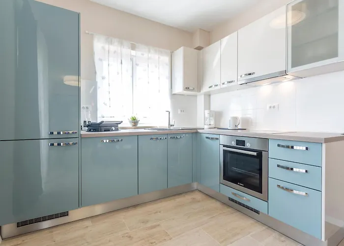 Flores Luxury * Rogoznica (Sibenik-Knin)